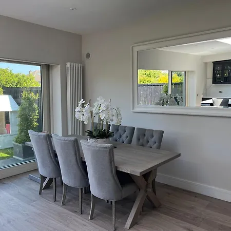 Holiday home Modern 4 Bedroom House South Dublin Blackrock (Dublin)
