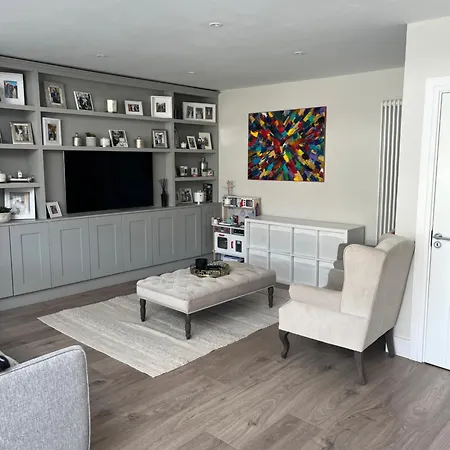 Modern 4 Bedroom House South Dublin